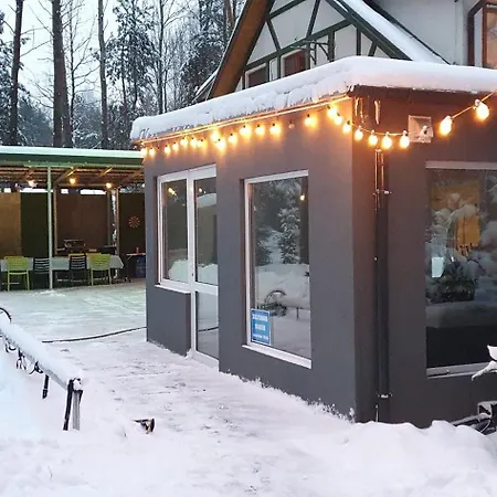 Dom Imprezowy Laspapiernia Villa *